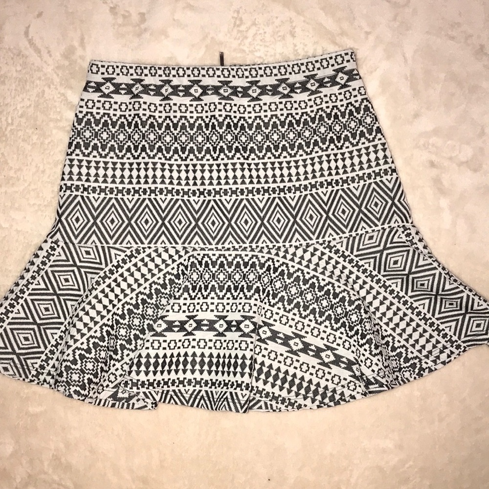 Aztec print mini skirt